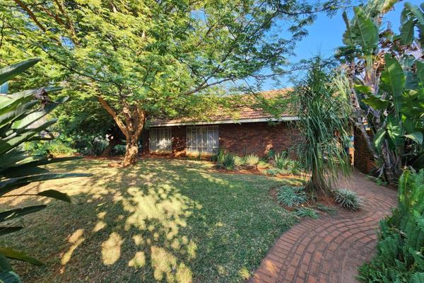 !!!ON SHOW - SUBJECT TO PRIOR APPOINTMENT ONLY*

This large property has so much to ...