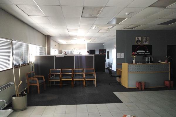 This unit commercial office space is situated in the Woolworths Building in Town Centre, Mitchell&#39;s Plain. It is currently used as ...