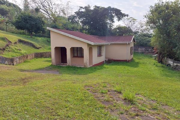 Welcome to this charming 3 bedroom house nestled in a quiet area of Umbango, Port Shepstone. The property  offers a kitchen shell ...