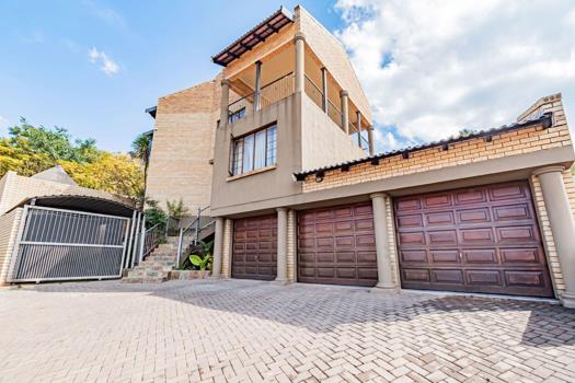 6 Bedroom House for sale in Newlands