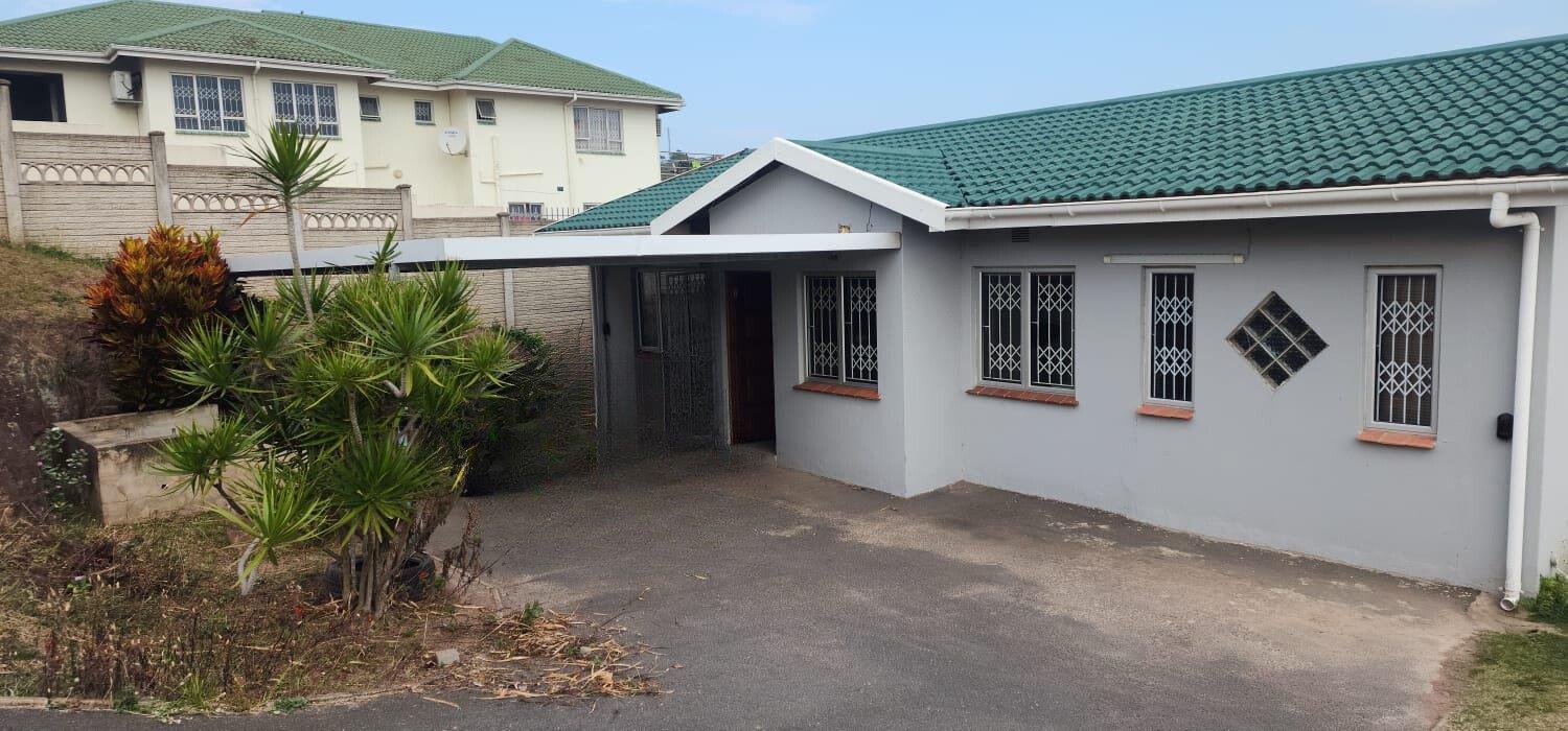 2 Bedroom House for sale in Dawncrest P24114592292