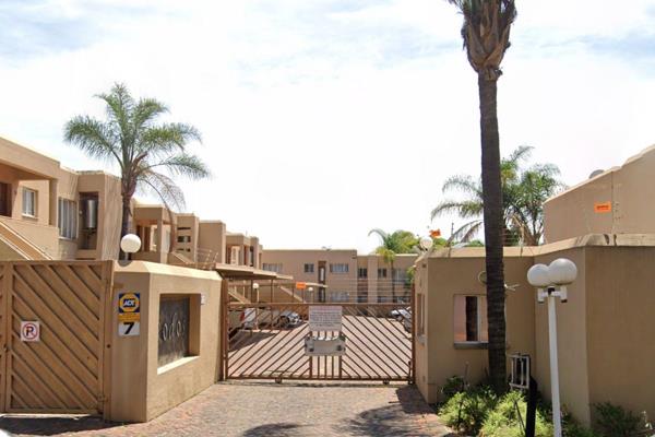 Unit In Secure Complex In Midrand, Gauteng For Sale

Property Reference Nr: DP2705

Welcome to your dream home located in the heart of ...