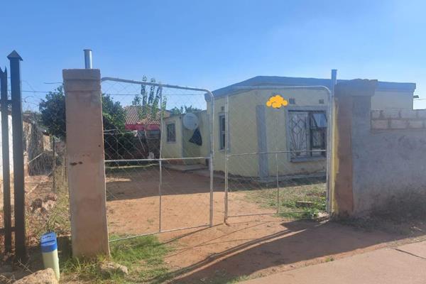 A freestanding house located in the heart of Ga-Rankuwa. This delightful home offers a ...