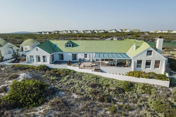 Beach front bliss with sweeping views of the sea and ocean .
A wonderful, family home with a relaxed holiday atmosphere situated within ...