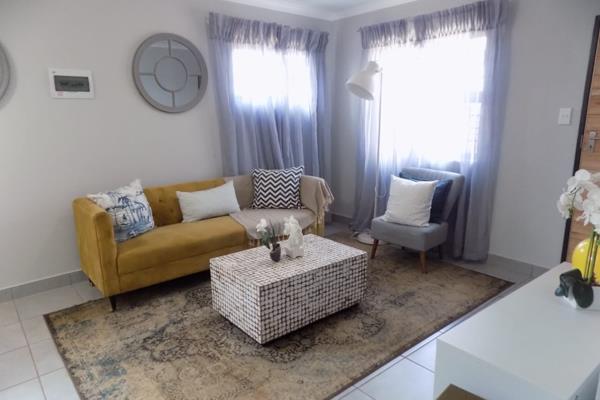 Beautiful 2-bedroom family home situated in the best location in Protea Glen . Safe and ...