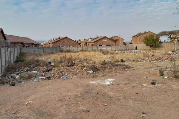 Prime 700 sqm Vacant land in Olievenhoutbosch

Unlock the potential of this ...