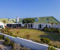 House for sale in Jakkalsfontein
