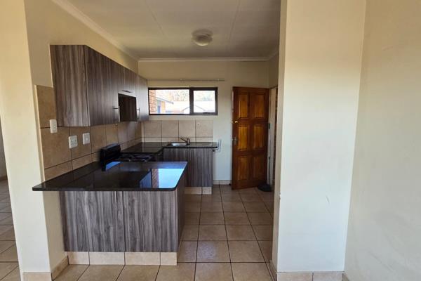 Welcome to this beautiful well sized 2-bedroom, 1-bathroom 1sr floor unit nestled within the beautiful Boksburg area. Offering a blend ...