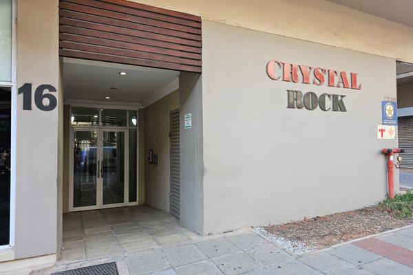 Located in the heart of Umhlanga&#39;s bustling business district, this office presents and exceptional opportunity for professionals ...