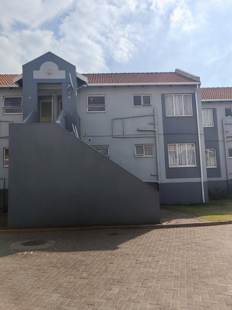 2 Bedroom Apartment / flat for sale in Germiston Central - Catalina Bay ...