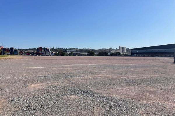 This incredible P-grade warehouse development in Clairwood offers world class logistic standards. 

Property Features:
- 77 172sqm Site ...