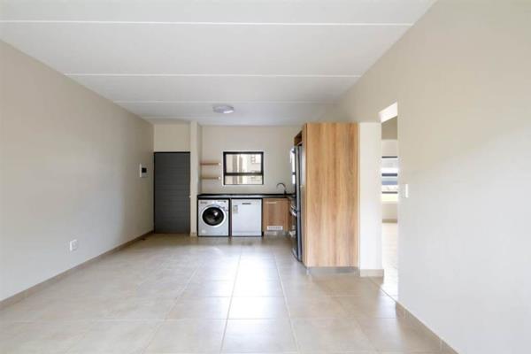 Modern 2 bedroom second floor  apartment to rent

2 bedrooms, 1  bathroom in a modern ...