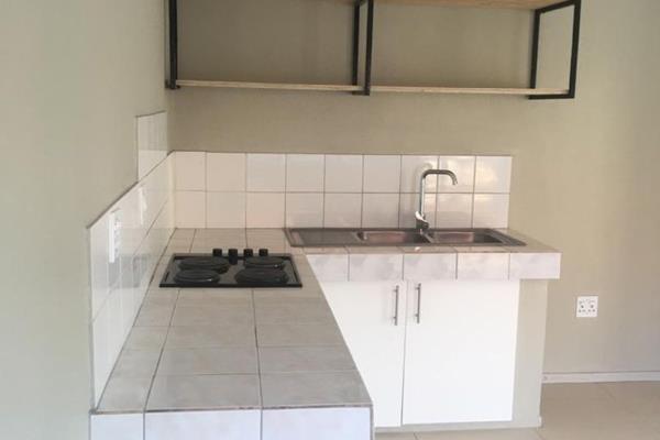 The property offers 8 units self contained , monthly income adds up to R36 800 with prepaid electricity.

The property is near schools ...