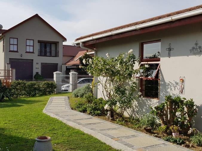 3 Bedroom House to Rent in Fairview Golf Estate