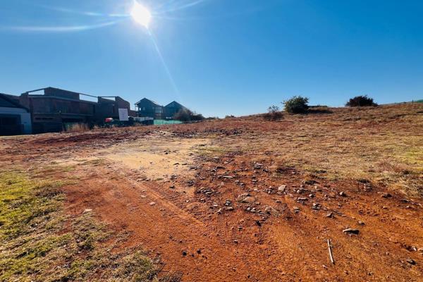 This vacant stand in The Hills Estate presents a fantastic opportunity to build your dream home in a tranquil and picturesque setting. ...