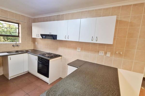 This  first floor apartment is very spacious

occupation immediately or 1 december or ...