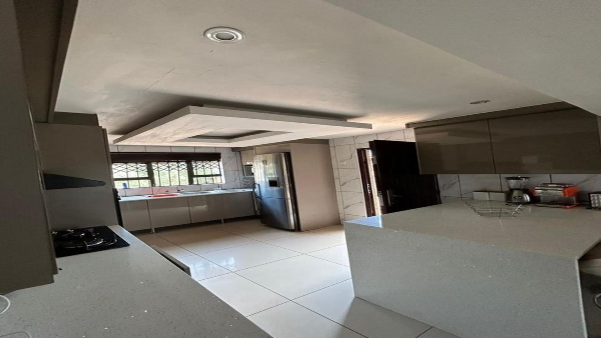 2 Bedroom House for sale in Sebokeng Zone 7 - P24-114606645