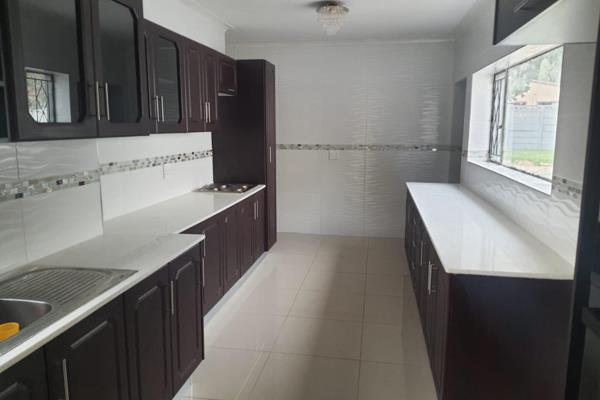 Right in the heart of Kibler Park lies a newly renovated 3 bedroom 2 bathroom house with ...