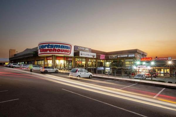 Blackheath Pavilion - corner of Pendoring Road and Beyers Naude Drive. 

Tenants includes home and vehicle improvement, tyres ...