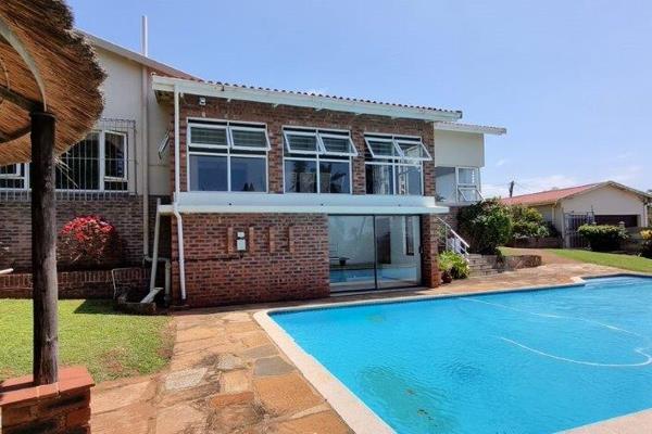 3 bed 1 bath Plus 1bed 1bath flatlet  UMKOMAAS  
This Grand Home has flung its doors wide open to welcome a new vibrant family to ...