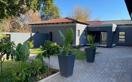 4 Bedroom House to rent in Fourways