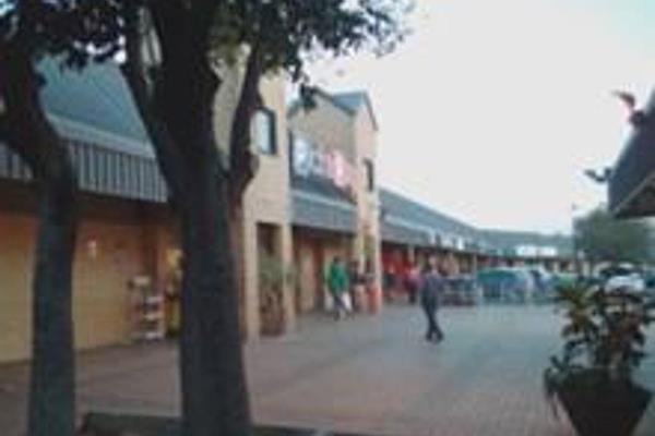 Eersterust Shopping Centre located is located on Hans Coverdale West Street, Eersterust. This Centre is convenient with Pick n Pay ...