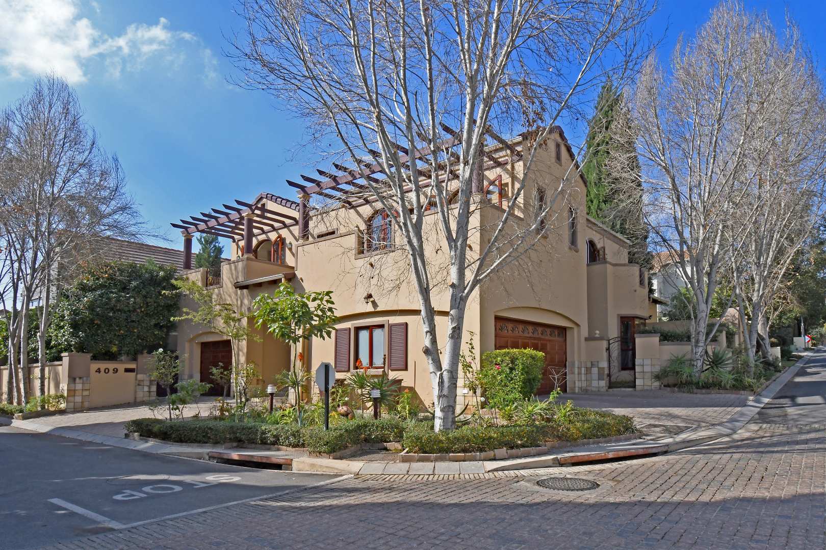 3 Bedroom House for sale in Broadacres 79 Syringa Avenue P24114614934