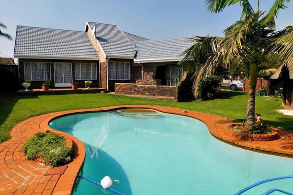 Welcome to your dream home in the heart of Glen Marais, Kempton Park! This exquisite ...