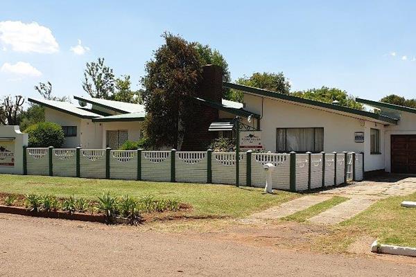 What a find!

If you&#39;ve been dreaming about owning your own guesthouse in the country-side, look no further.

This guest house ...