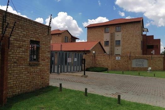 2 Bedroom Townhouse to rent in Meyersdal