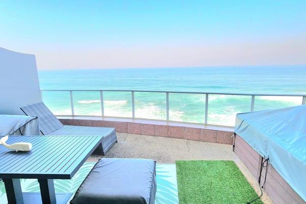 Beachfront Fully Renovated Sought After 3 bed 3.5 bath with Big balcony overlooking 180 degree Sea View
Jacuzzi and retractable ...