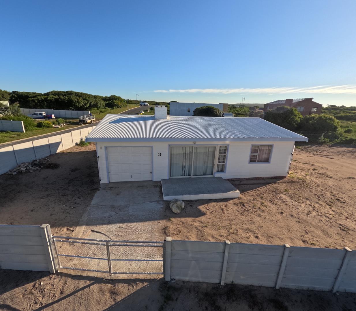 2 Bedroom House for sale in Kleinbaai - 11 Hartebees Street - E1568 ...