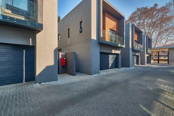 Luxurious modern living in sought after Saxonwold. Welcome to The Lux – finely crafted contemporary build offering style and comfort. ...