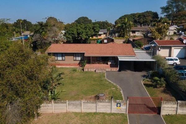 Set in a great address (4th Ave), smack in the middle of Ashley. Offers easy access to local schools &amp; shops with great freeway ...