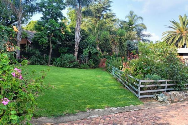 It&#39;s a Hidden Gem - nestled in the heart of Van Riebeeck Park lies a charming home ...