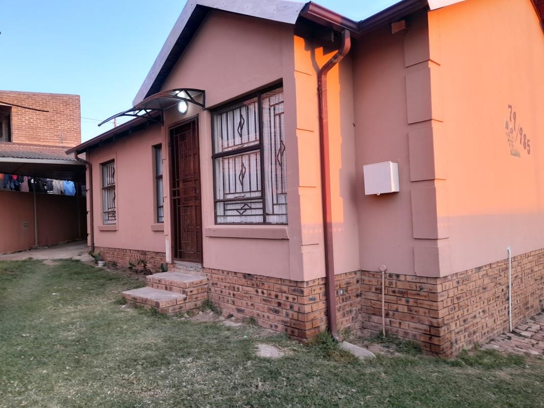 3 Bedroom House to rent in Klipfontein View - P24-114623557