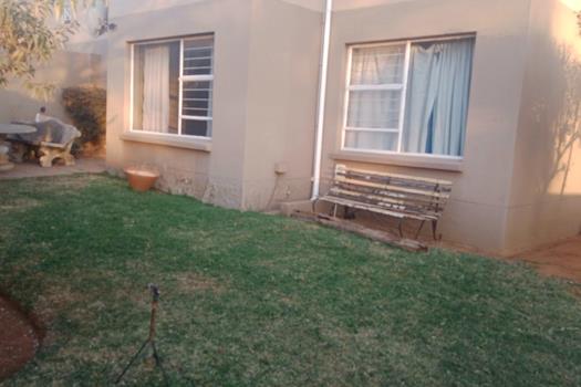 2 Bedroom Townhouse for sale in Witfield