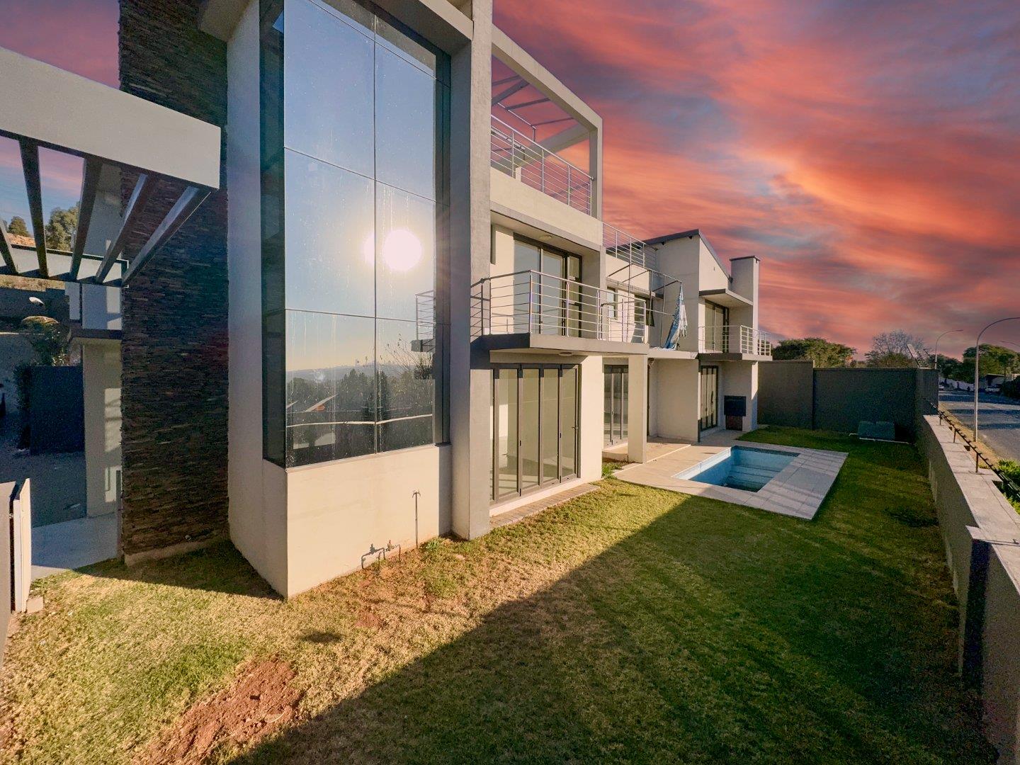 4 Bedroom House to rent in Bedfordview P24114624341