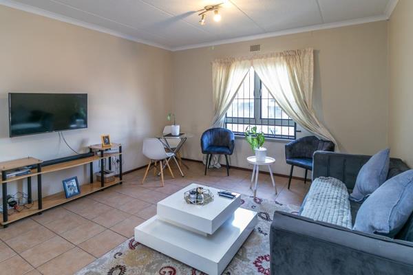 Welcome to your new dream home in the heart of Midrand! This stunning 2 bedroom, 2 bathroom house boasts a spacious lounge perfect for ...