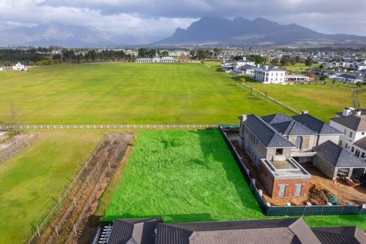 Vacant Land / Plot for sale in Val de Vie Estate