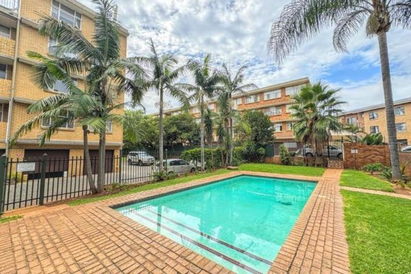 Neat and lovely apartment situated in a well-known San Joreme complex. Well secured with ...