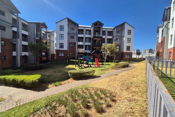 Luxury 2 Bedroom Ground Floor Apartment in Midview Gardens

Welcome to this luxurious ...