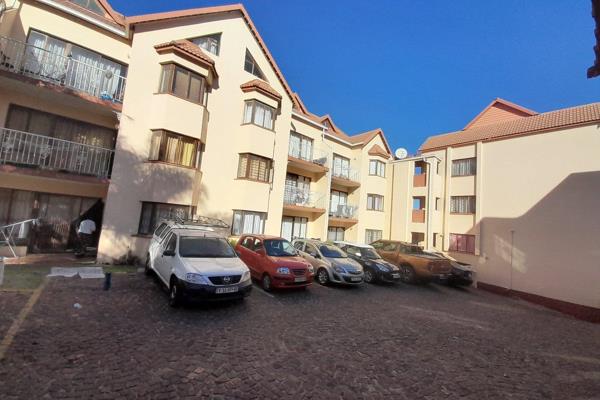 Welcome to a generously proportioned 3 bedroom apartment with a spacious open plan ...