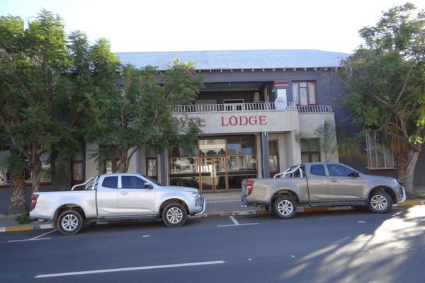 Located in the main road of Beaufort West right on the N1 .
Stand size is about ...