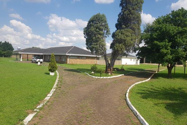 Prime Agricultural Property: Strategically Positioned on Main Road

Located along the bustling main tar road, mere minutes away from ...