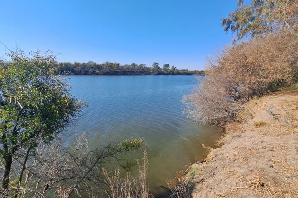 Prime 2,500 Square Meter Stands For Sale in Exclusive Fishing Estate by the Vaal River.

Build Your Dream Home in a Viljoenskroon ...