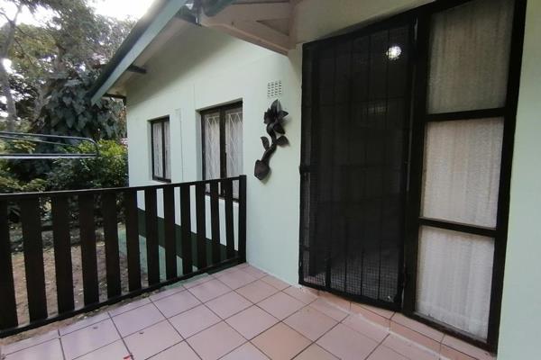 This charming cottage is situated in Annerley, just a short distance from the Blue Flag ...