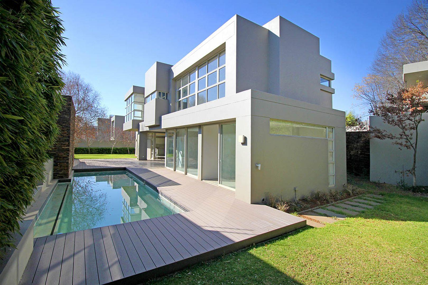 4 Bedroom House to rent in Bedfordview P24114634074