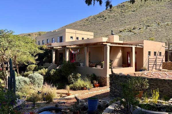 4 Bedroom House For Sale in Barrydale - Klein Karoo

Nestled in the heart of the ...