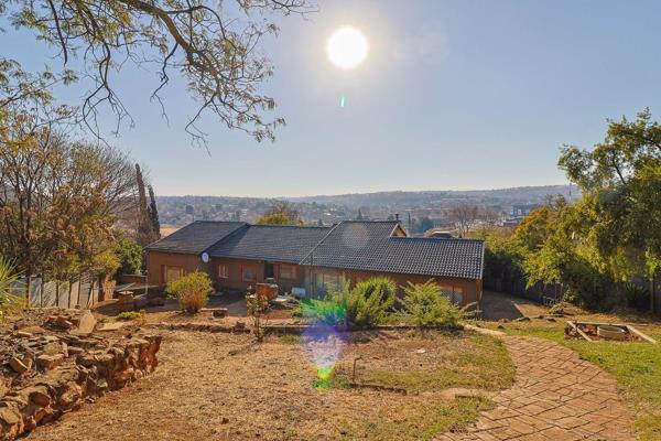 THE GEM OF MONDEOR 

Nestled on the scenic slopes of a nature reserve in Mondeor, this expansive property is a rare find. The main ...